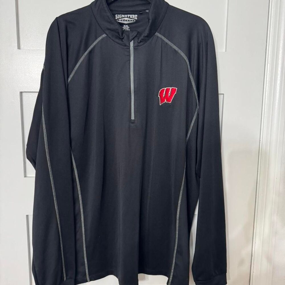 Ncaa Men's Black and Grey Sweatshirt